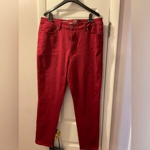 Seven 7. Red pants